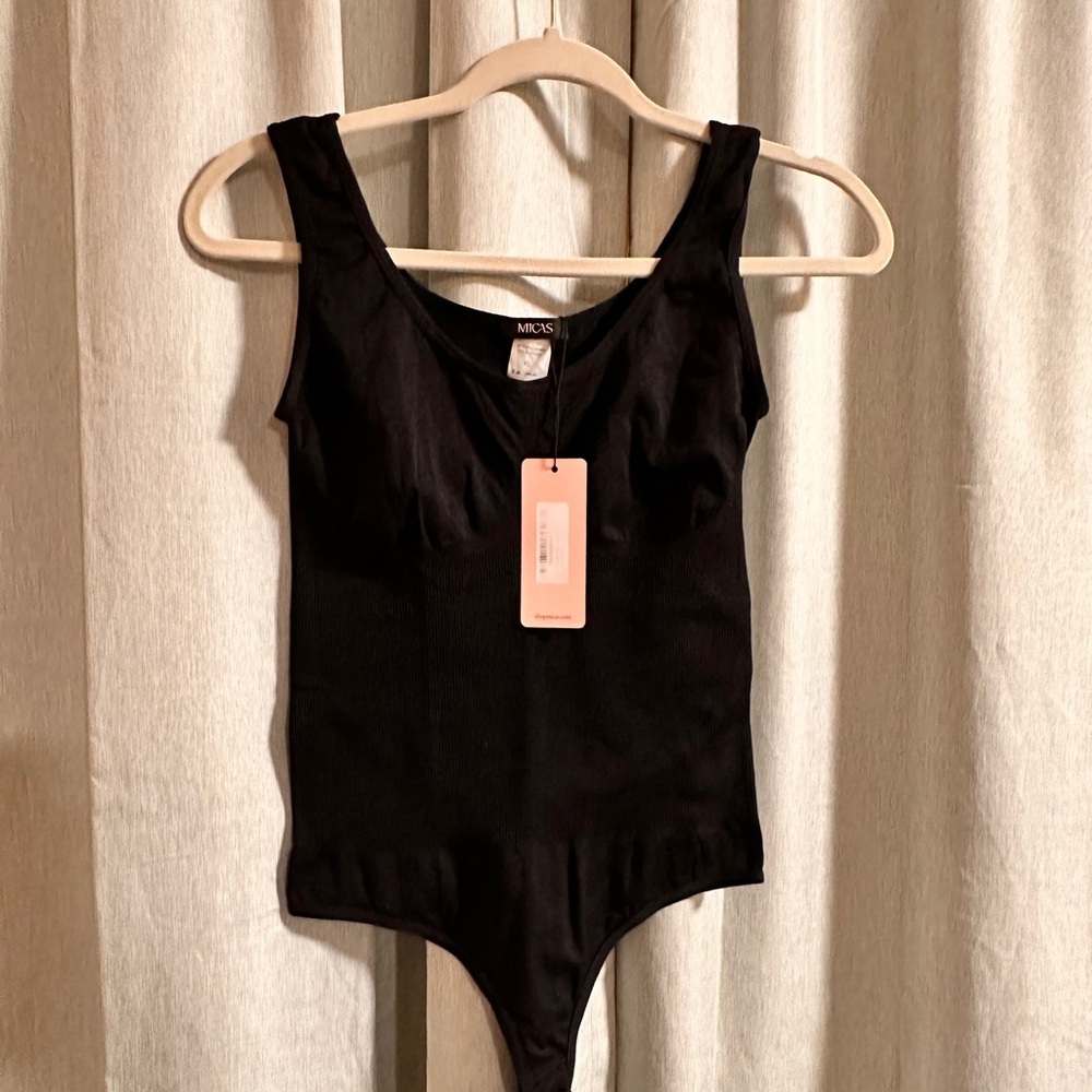 Micas Black Ribbed Bodysuit - SEE MEASUREMENTS - Picture 9 of 11